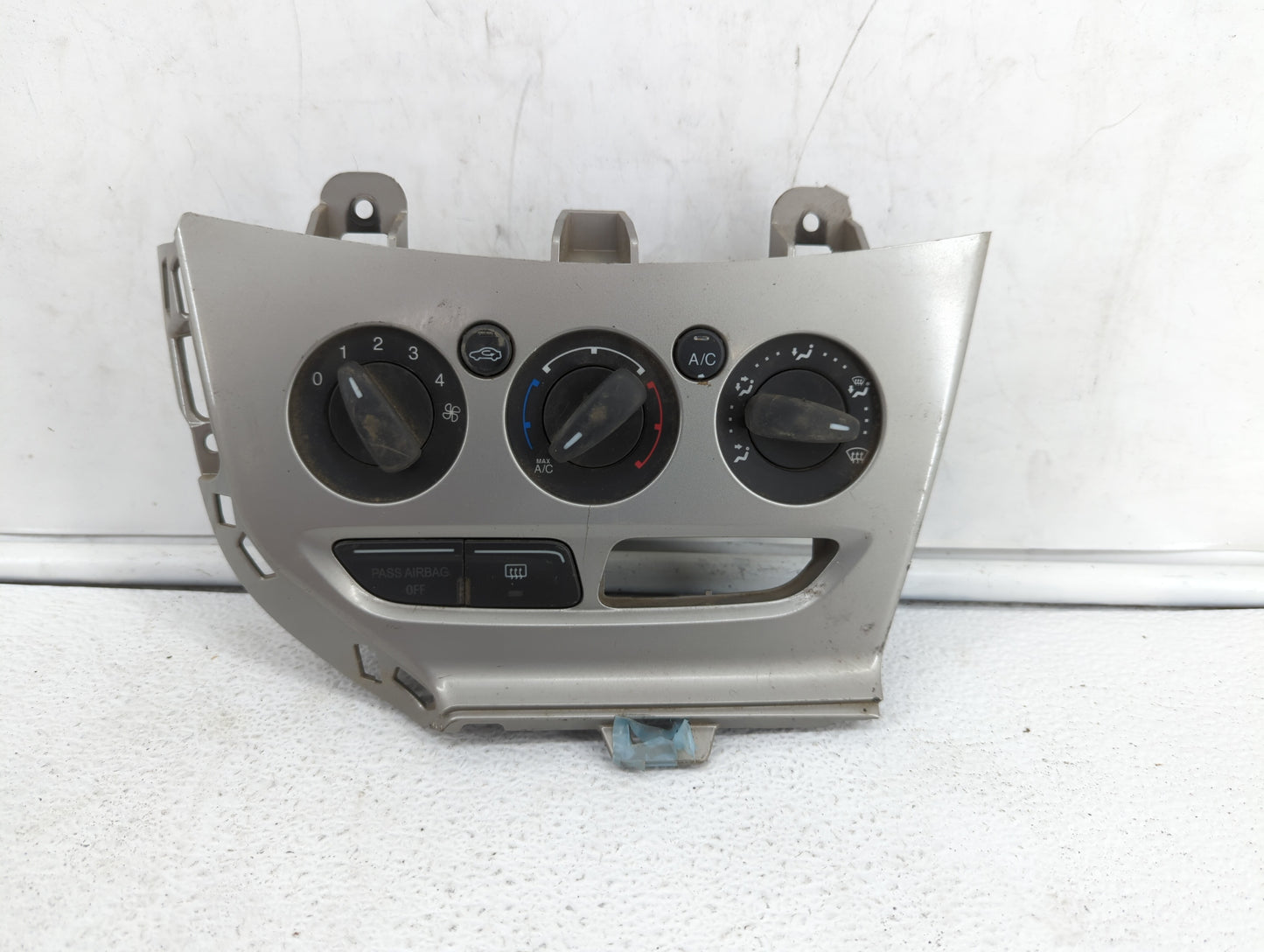 2013-2014 Ford Focus Climate Control Module Temperature AC/Heater Replacement P/N:E1062773 CM5T-19980-AF Fits Fits 2013 2014