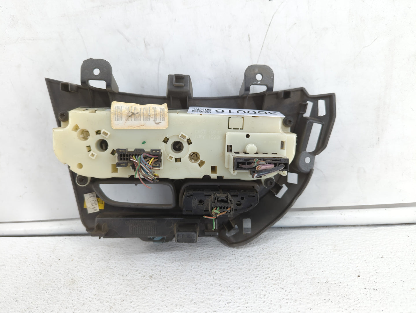 2013-2014 Ford Focus Climate Control Module Temperature AC/Heater Replacement P/N:E1062773 CM5T-19980-AF Fits Fits 2013 2014