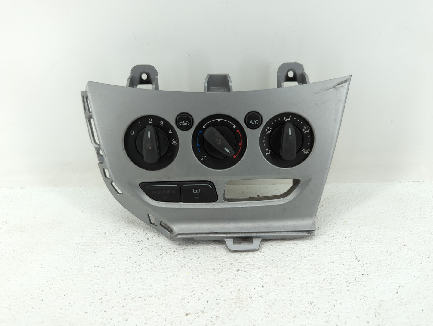 2013-2014 Ford Focus Climate Control Module Temperature AC/Heater Replacement P/N:E1062773 CM5T-19980-AF Fits Fits 2013 2014