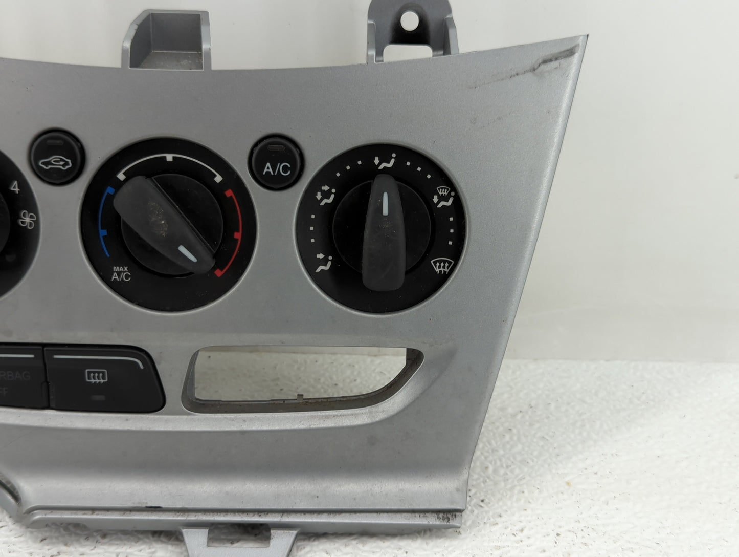 2013-2014 Ford Focus Climate Control Module Temperature AC/Heater Replacement P/N:E1062773 CM5T-19980-AF Fits Fits 2013 2014