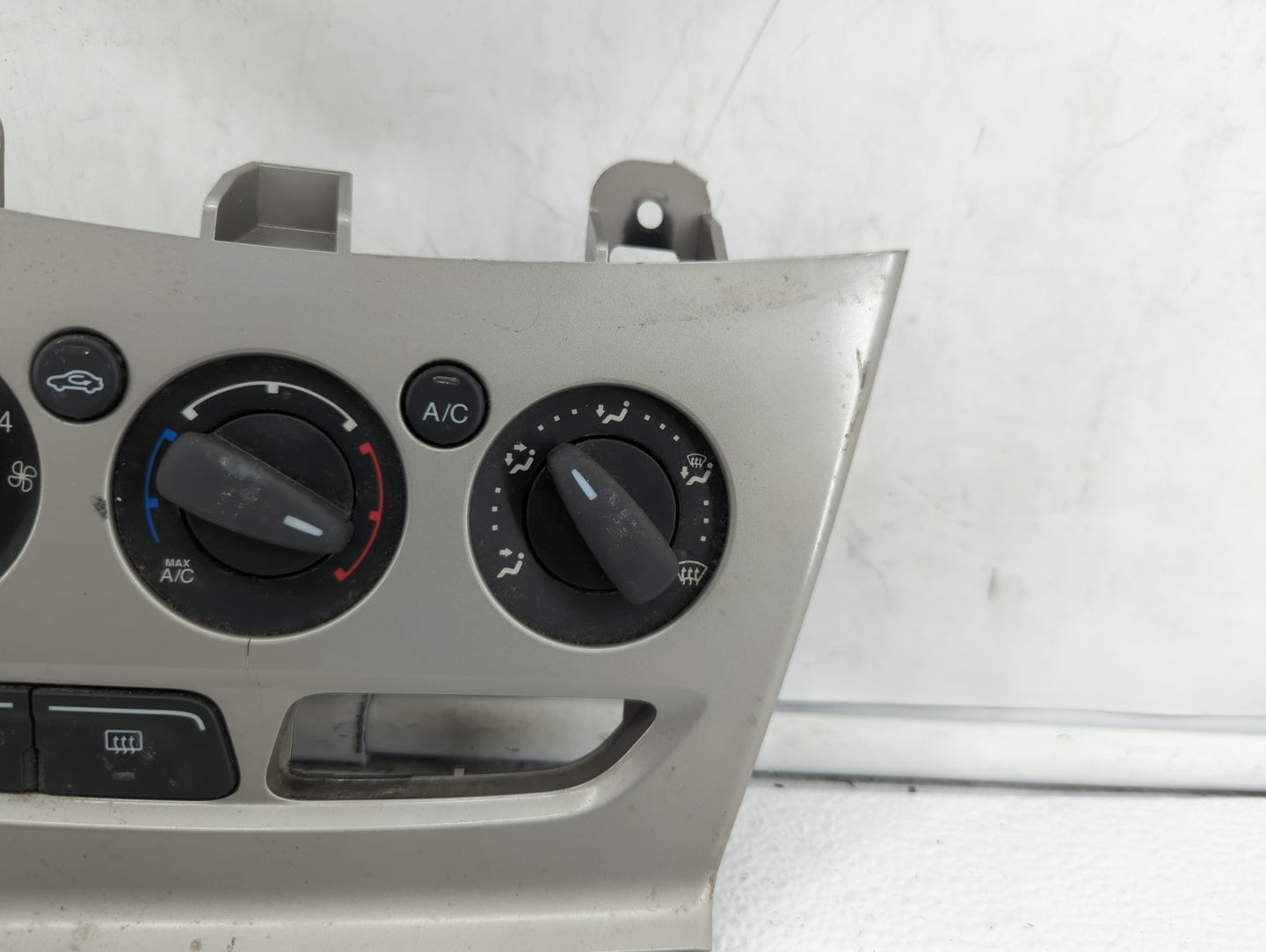 2013-2014 Ford Focus Climate Control Module Temperature AC/Heater Replacement P/N:E1062773 CM5T-19980-AF Fits Fits 2013 2014