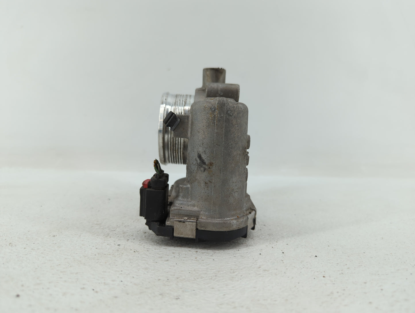 2012-2013 Ford Focus Throttle Body P/N:0280750585 0280750566, DS7E-9F991-BB, CM5E-9F991-AD Fits Fits 2012 2013 2014 2015 201