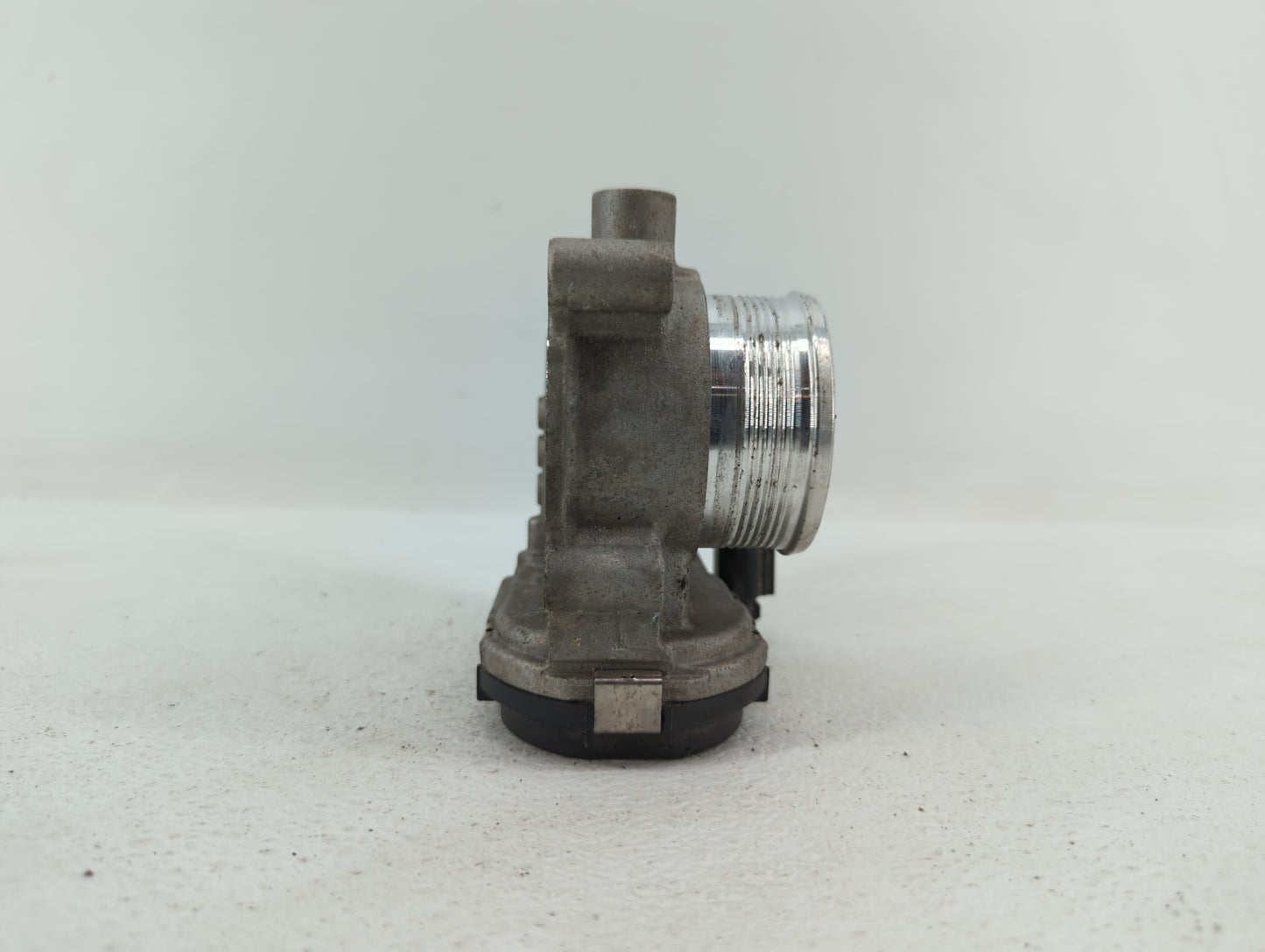 2012-2013 Ford Focus Throttle Body P/N:0280750585 0280750566, DS7E-9F991-BB, CM5E-9F991-AD Fits Fits 2012 2013 2014 2015 201
