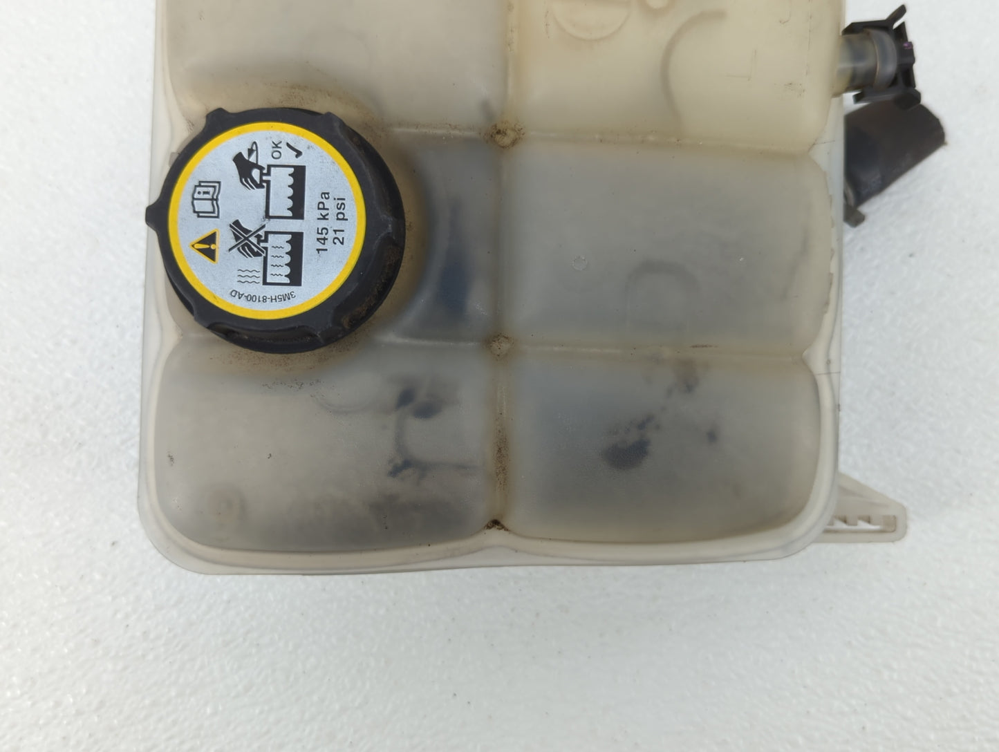 2012-2018 Ford Focus Radiator Coolant Overflow Expansion Tank Bottle 382550 - Oemusedautoparts1.com