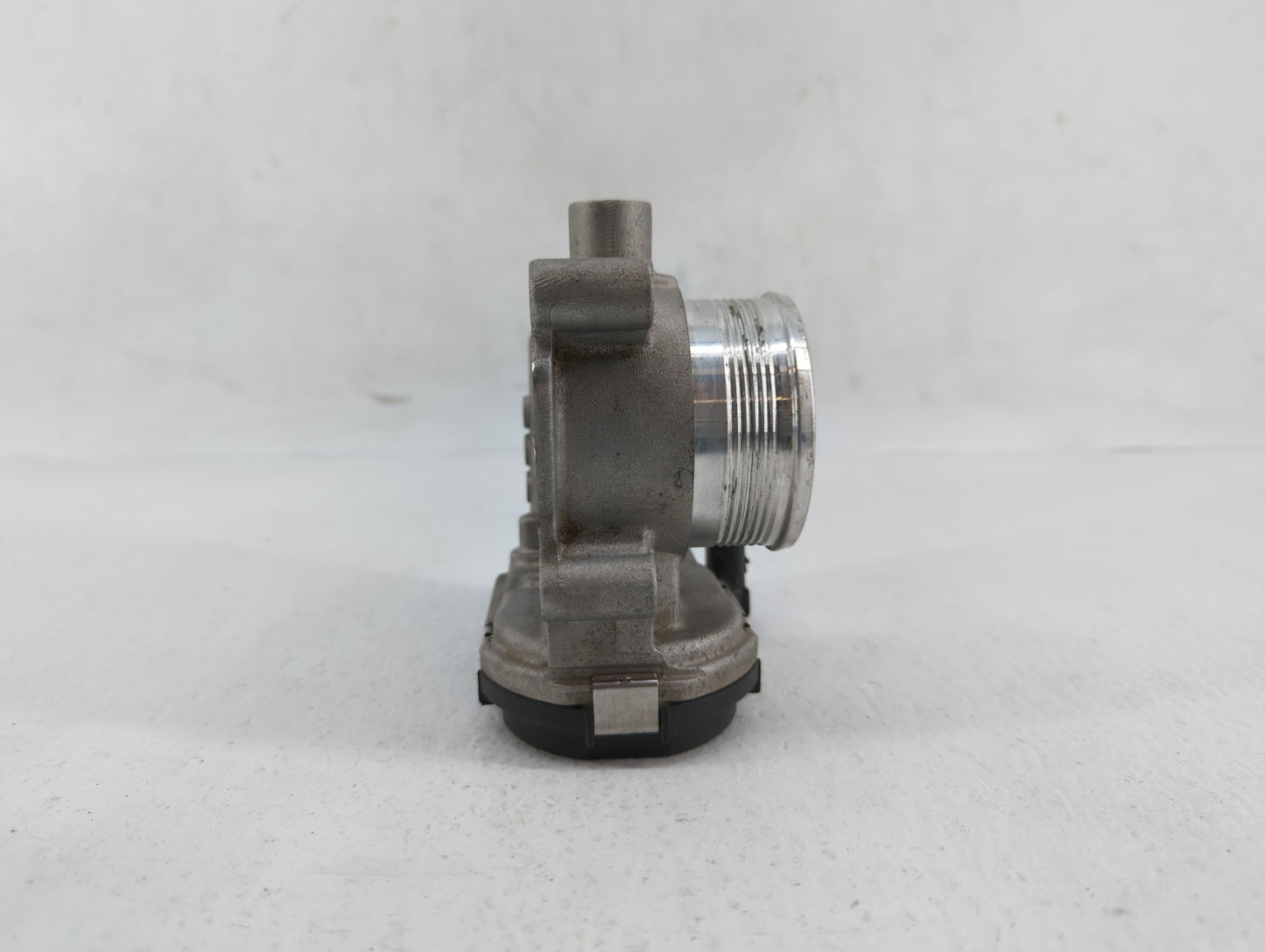 2012-2013 Ford Focus Throttle Body P/N:0280750585 0280750566, DS7E-9F991-BB, CM5E-9F991-AD Fits Fits 2012 2013 2014 2015 201