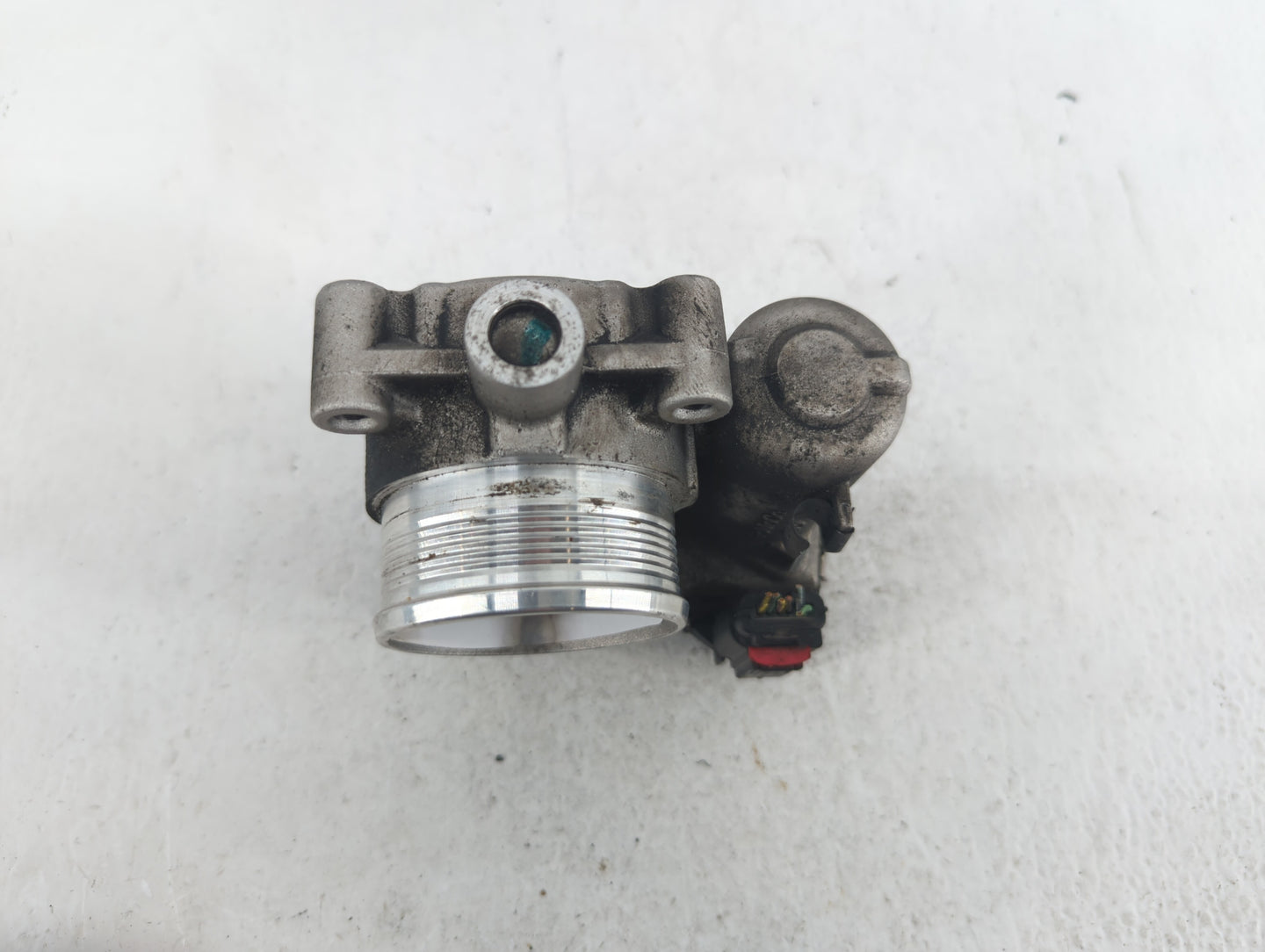 2012-2013 Ford Focus Throttle Body P/N:0280750585 0280750566, DS7E-9F991-BB, CM5E-9F991-AD Fits Fits 2012 2013 2014 2015 201