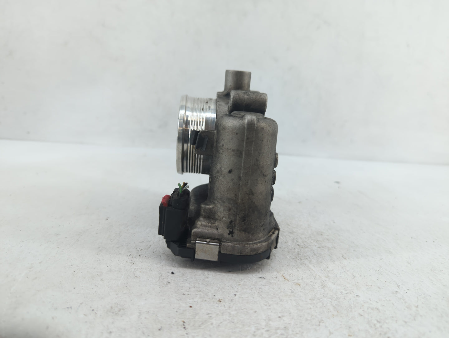2012-2013 Ford Focus Throttle Body P/N:0280750585 0280750566, DS7E-9F991-BB, CM5E-9F991-AD Fits Fits 2012 2013 2014 2015 201
