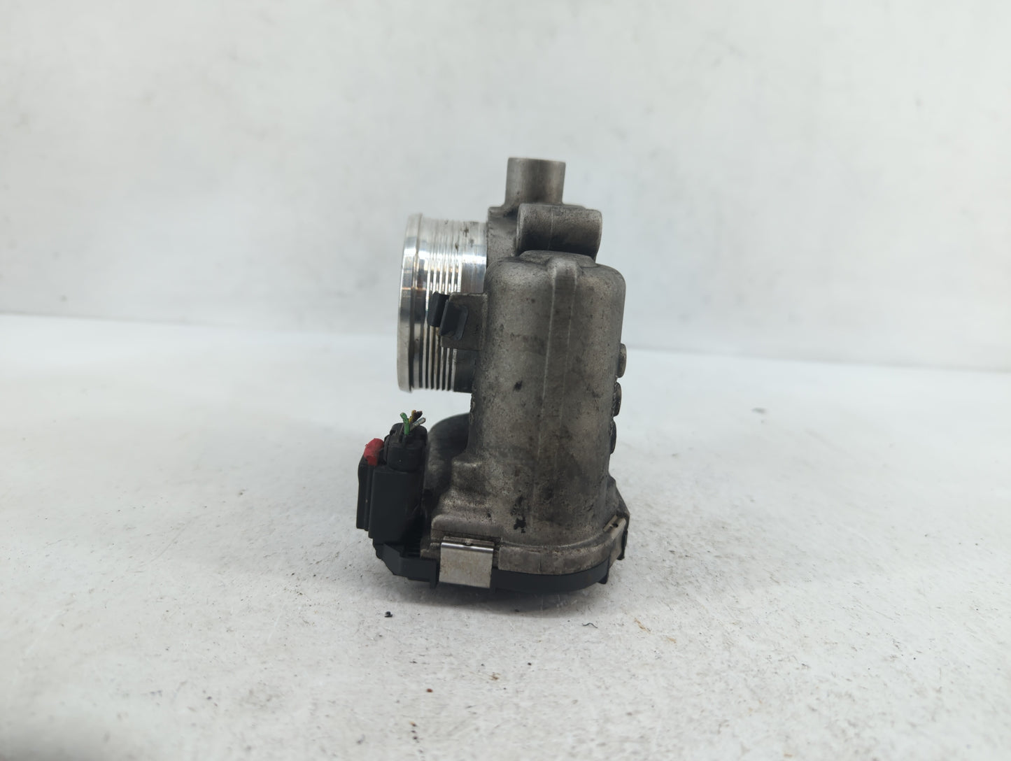 2012-2013 Ford Focus Throttle Body P/N:0280750585 0280750566, DS7E-9F991-BB, CM5E-9F991-AD Fits Fits 2012 2013 2014 2015 201