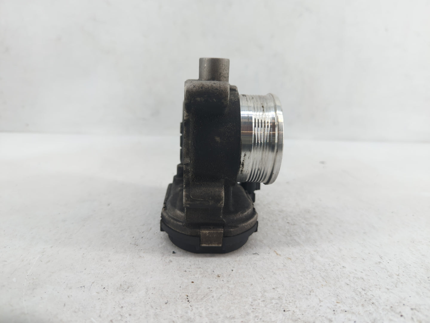 2012-2013 Ford Focus Throttle Body P/N:0280750585 0280750566, DS7E-9F991-BB, CM5E-9F991-AD Fits Fits 2012 2013 2014 2015 201