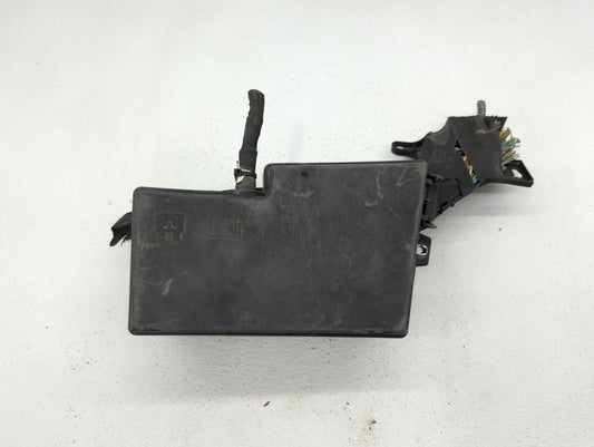2012-2014 Ford Focus Fusebox Fuse Box Panel Relay Module P/N:AV6T-14A067-AC EV4T-14K733, AV6T-14A142-AB Fits Fits 2012 2013 