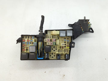 2012-2014 Ford Focus Fusebox Fuse Box Panel Relay Module P/N:AV6T-14A067-AC EV4T-14K733, AV6T-14A142-AB Fits Fits 2012 2013 2014 OEM Used Auto Parts