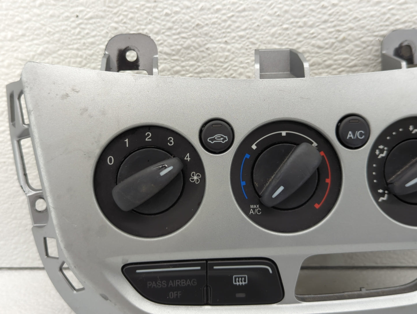 2013-2014 Ford Focus Climate Control Module Temperature AC/Heater Replacement P/N:CM5T-19980-AE CM5T-19980-AF Fits Fits 2013