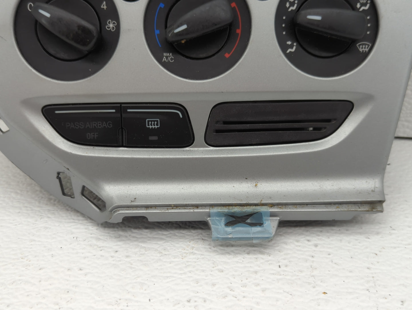 2013-2014 Ford Focus Climate Control Module Temperature AC/Heater Replacement P/N:E1062773 CM5T-19980-AE Fits Fits 2013 2014