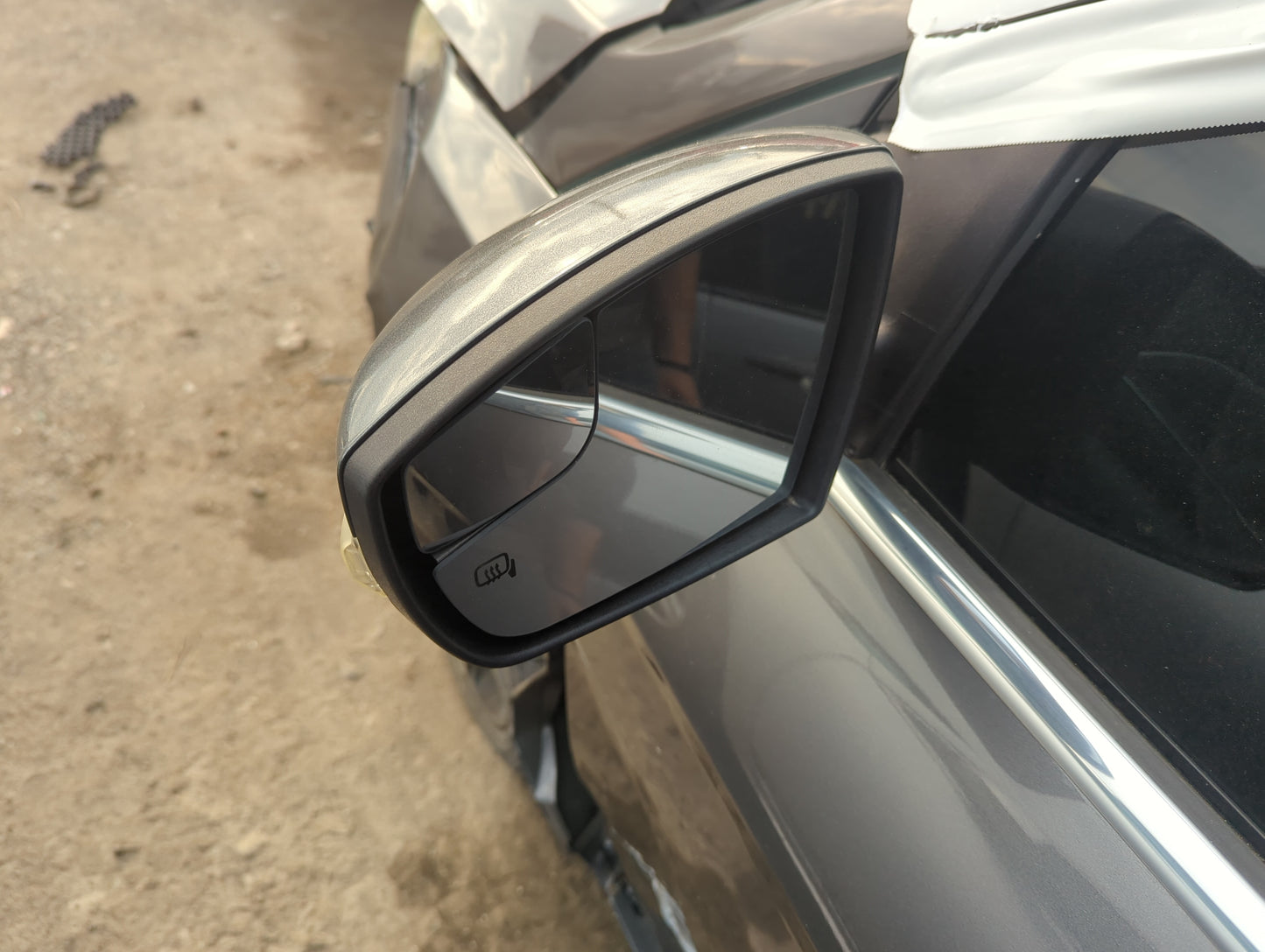 2012-2014 Ford Focus Driver Side View Mirror - Left Door Mirror OEM Used - Oemusedautoparts1.com