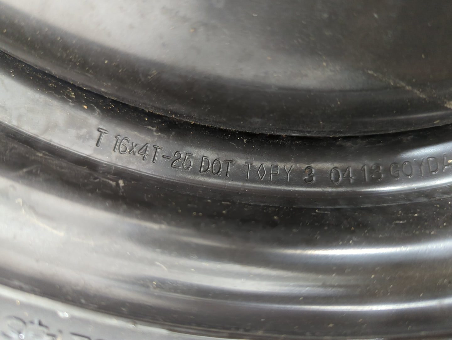 2012-2018 Ford Focus Spare Donut Tire Wheel Rim Oem 5037182 - Oemusedautoparts1.com
