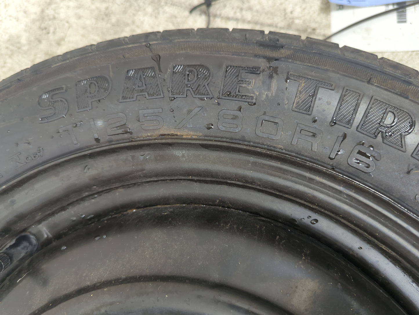 2012-2018 Ford Focus Spare Donut Tire Wheel Rim Oem 5037182 - Oemusedautoparts1.com
