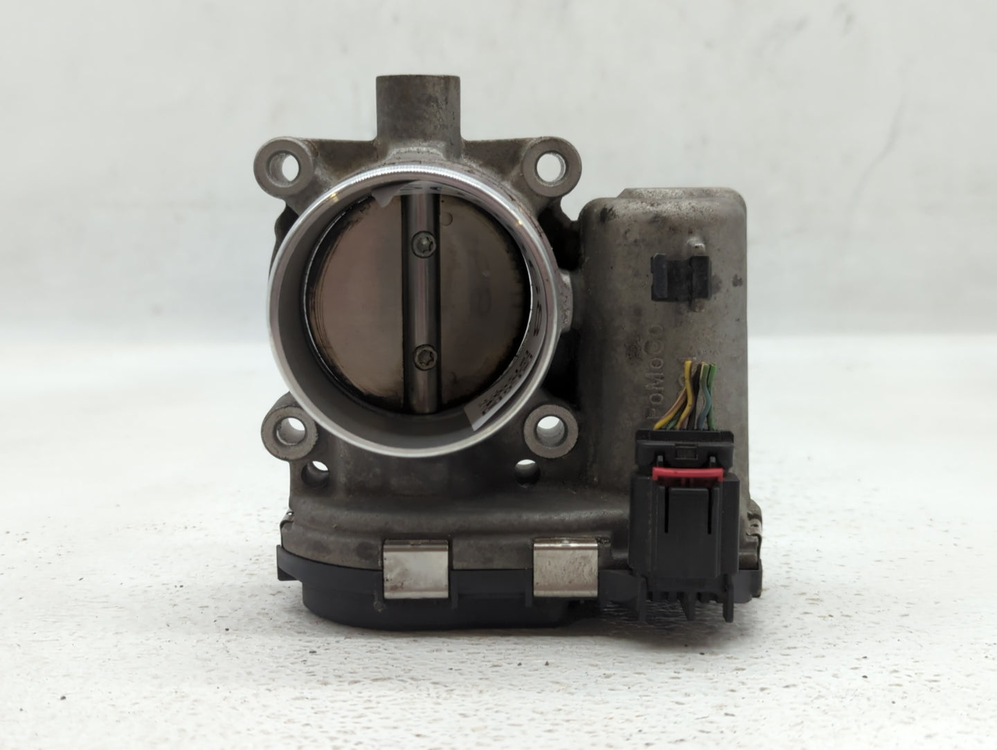 2012-2013 Ford Focus Throttle Body P/N:CM5E-9F991-AD Fits Fits 2012 2013 2014 2015 2016 2017 OEM Used Auto Parts - Oemusedau