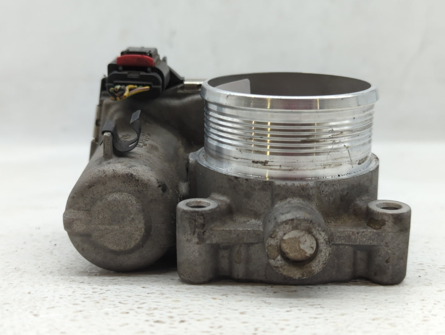 2012-2013 Ford Focus Throttle Body P/N:CM5E-9F991-AD Fits Fits 2012 2013 2014 2015 2016 2017 OEM Used Auto Parts - Oemusedau