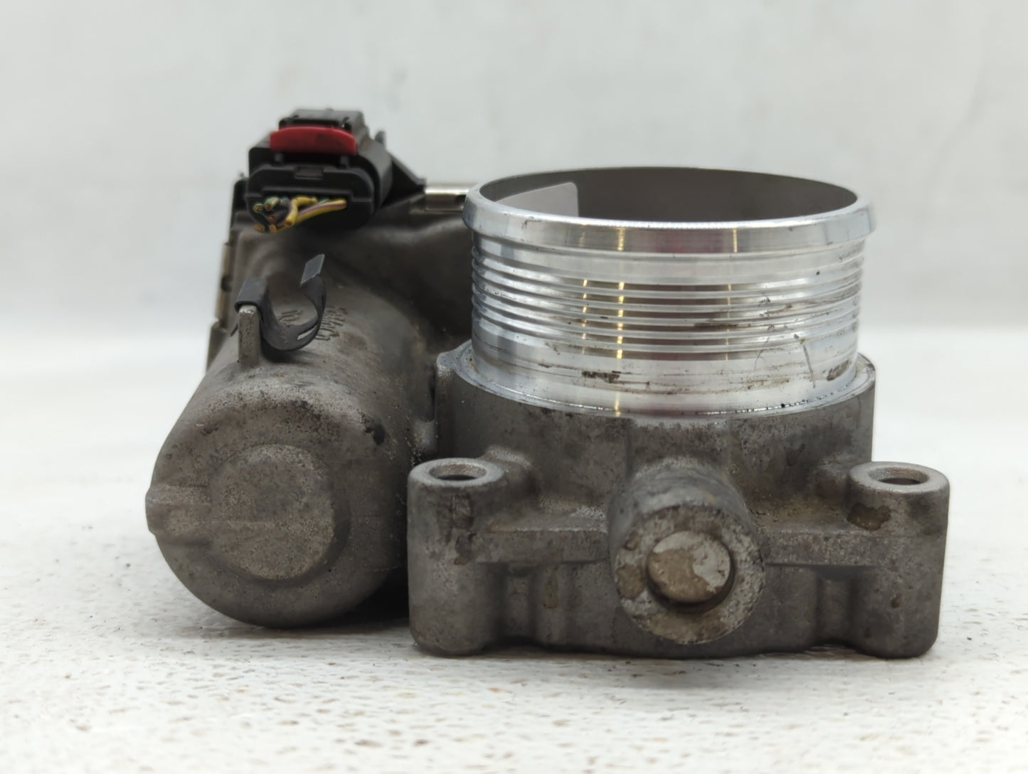 2012-2013 Ford Focus Throttle Body P/N:CM5E-9F991-AD Fits Fits 2012 2013 2014 2015 2016 2017 OEM Used Auto Parts - Oemusedau