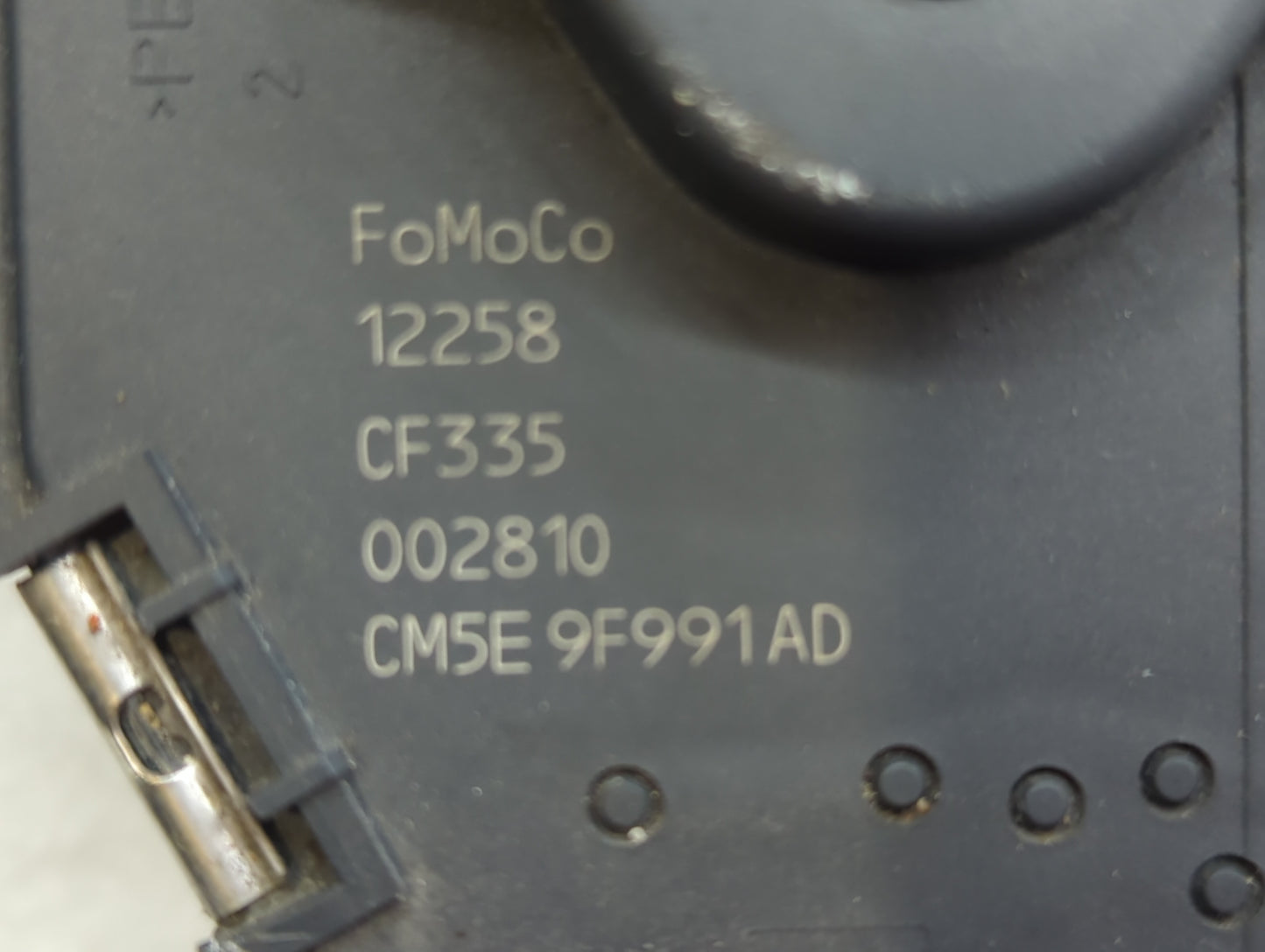 2012-2013 Ford Focus Throttle Body P/N:CM5E-9F991-AD Fits Fits 2012 2013 2014 2015 2016 2017 OEM Used Auto Parts - Oemusedau