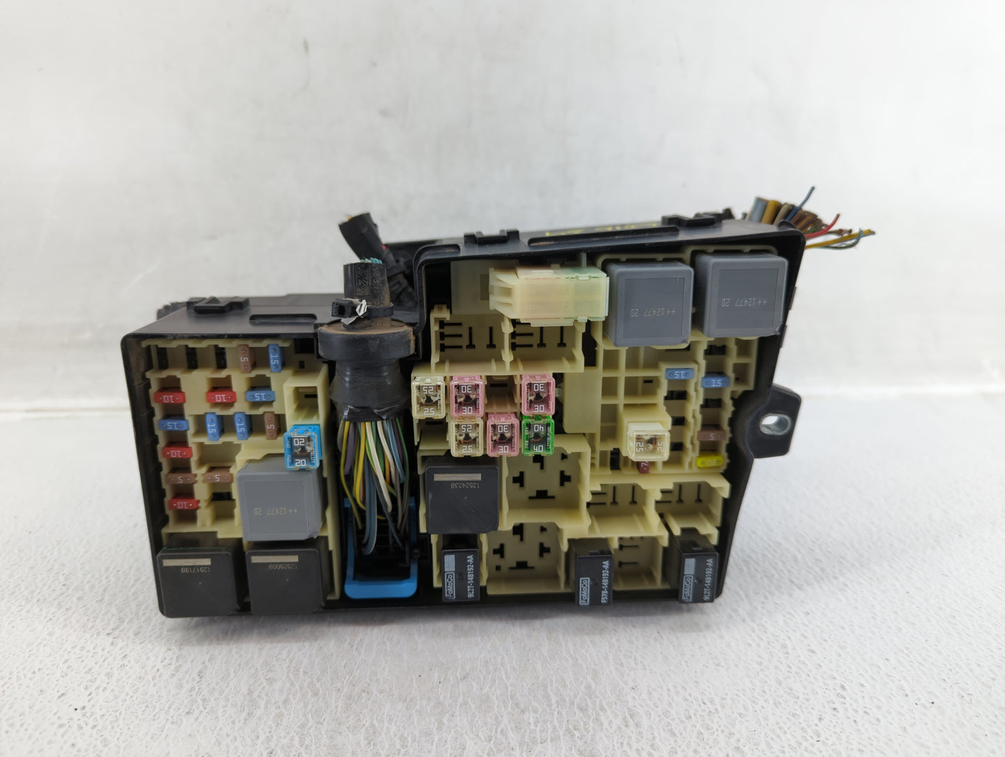 2012-2014 Ford Focus Fusebox Fuse Box Panel Relay Module P/N:AV6T-14A067-AC Fits Fits 2012 2013 2014 OEM Used Auto Parts - O