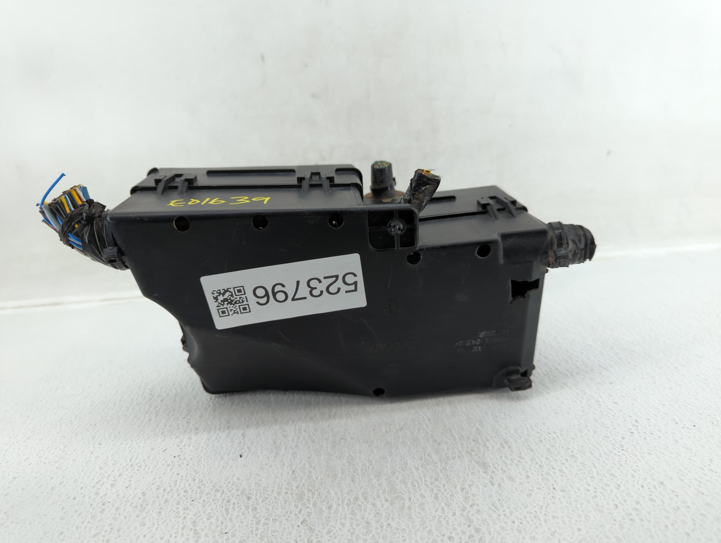 2012-2014 Ford Focus Fusebox Fuse Box Panel Relay Module P/N:AV6T-14A067-AC Fits Fits 2012 2013 2014 OEM Used Auto Parts - O