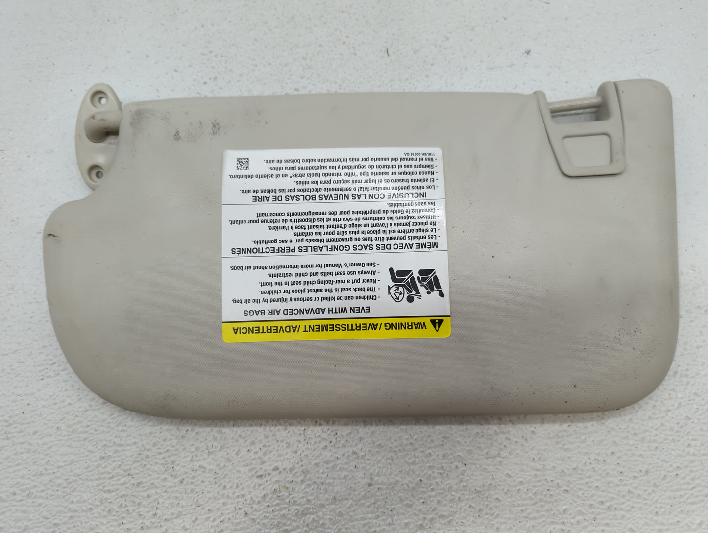2013-2018 Ford Focus Sun Visor Shade Replacement Passenger Right Mirror Fits Fits 2013 2014 2015 2016 2017 2018 OEM Used Aut
