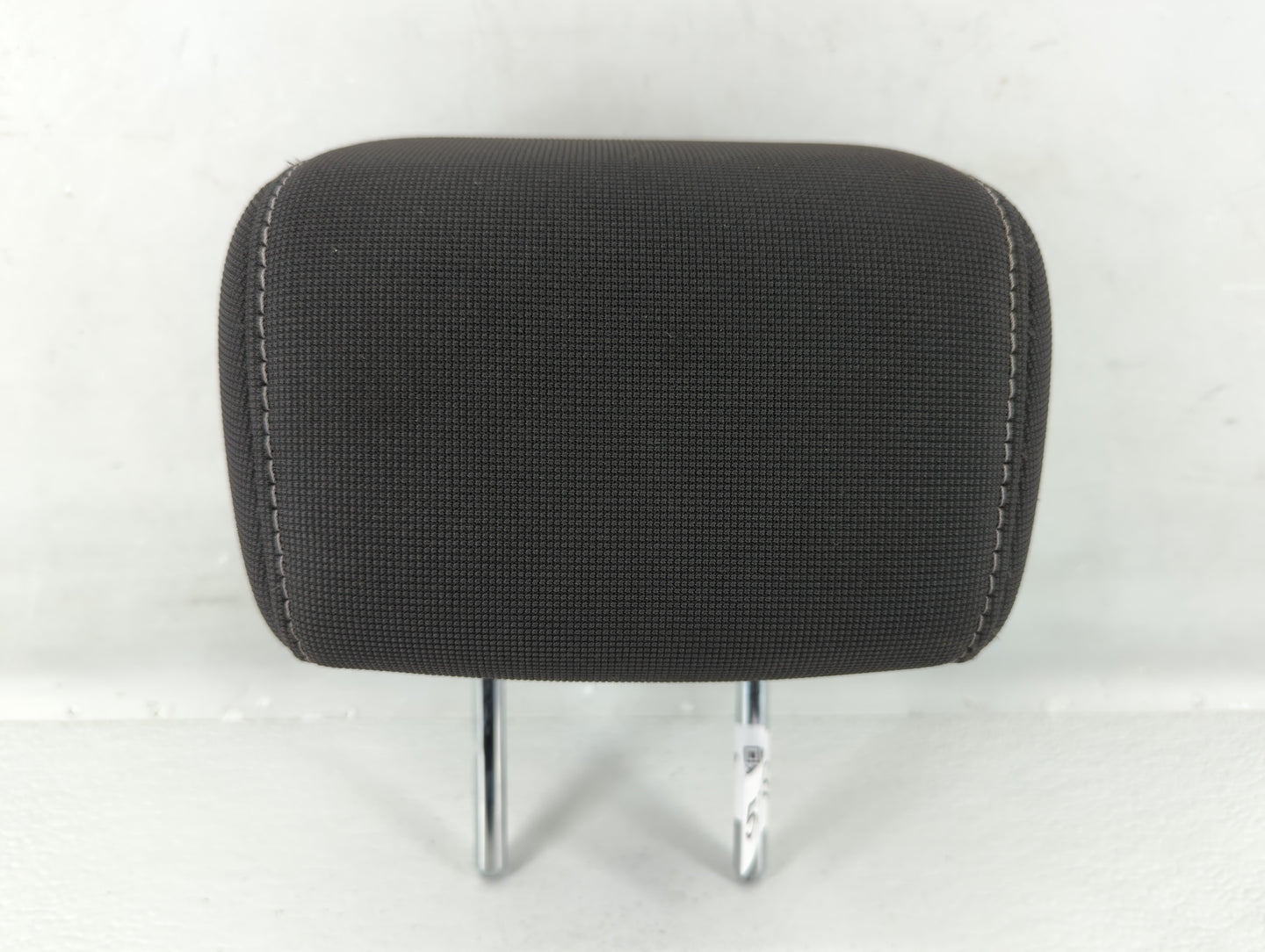 2013-2014 Ford Focus Headrest Head Rest Rear Center Seat Fits Fits 2013 2014 OEM Used Auto Parts - Oemusedautoparts1.com