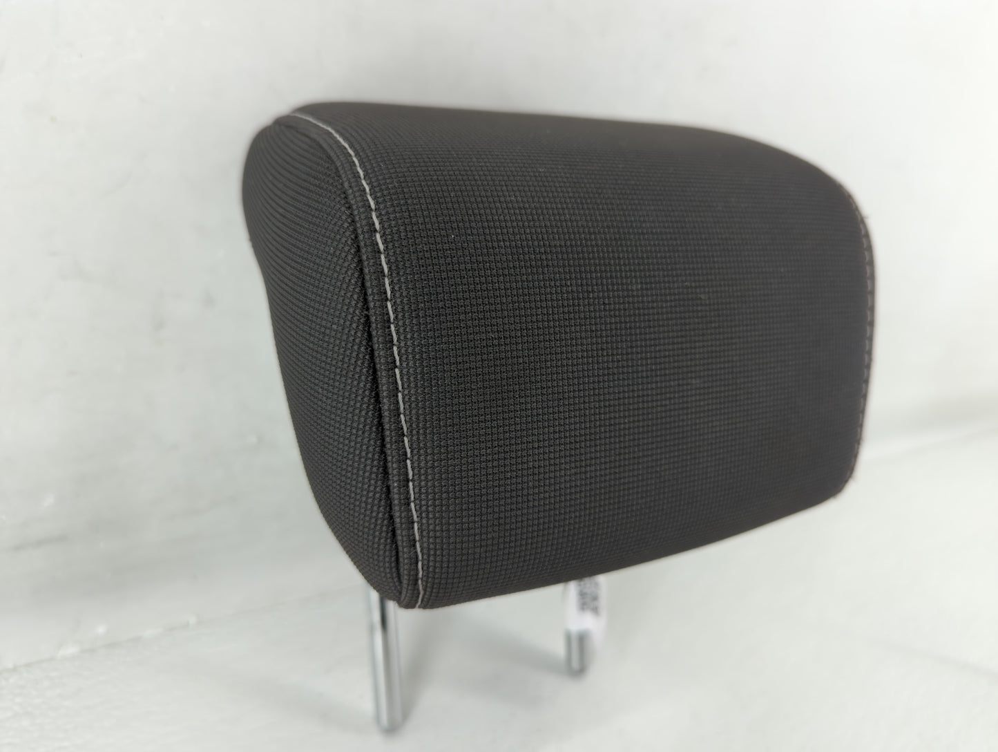 2013-2014 Ford Focus Headrest Head Rest Rear Center Seat Fits Fits 2013 2014 OEM Used Auto Parts - Oemusedautoparts1.com
