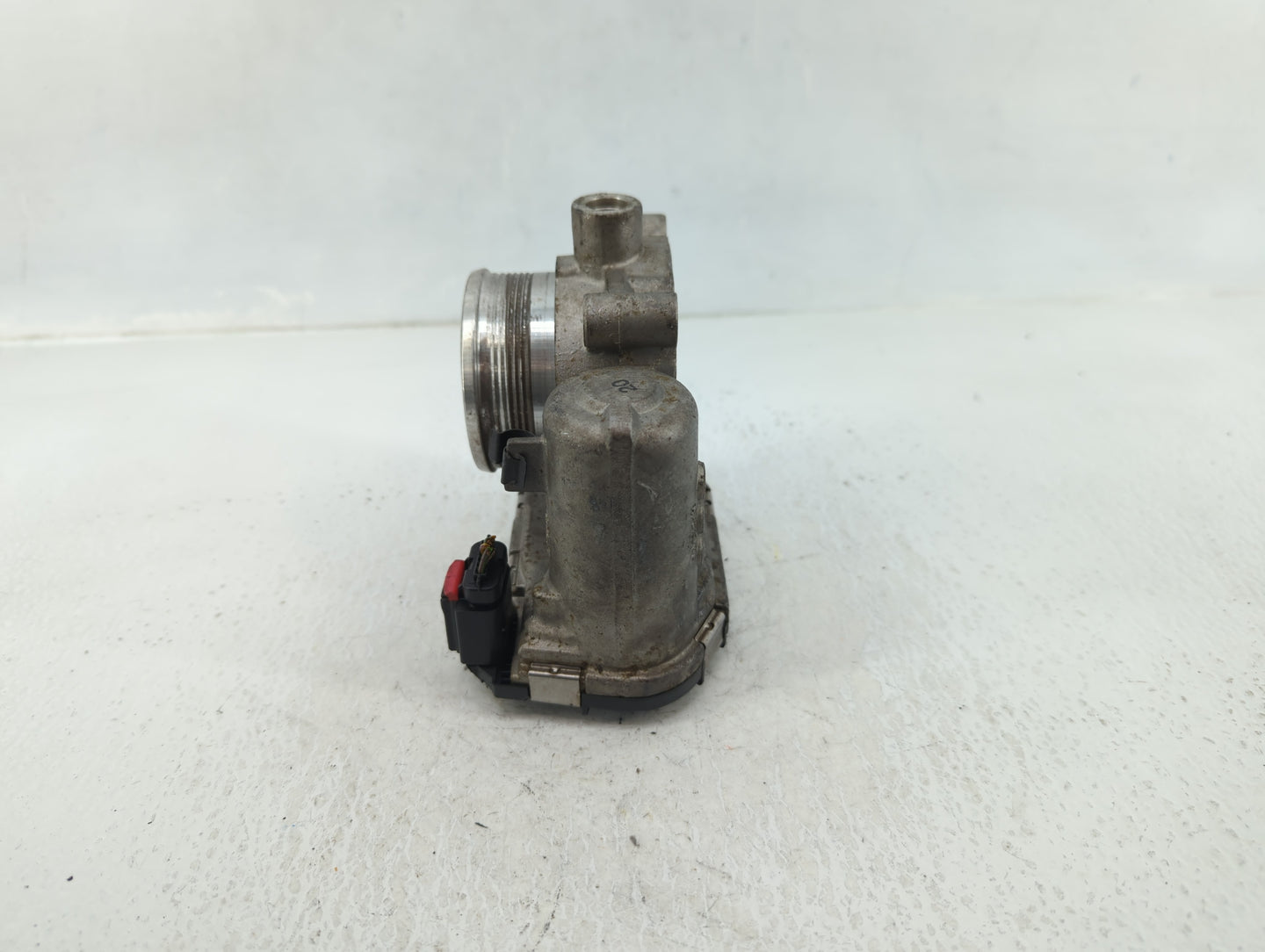 2012-2013 Ford Focus Throttle Body P/N:CM5E 9F991AD Fits Fits 2012 2013 2014 2015 2016 2017 OEM Used Auto Parts - Oemusedaut