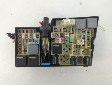 2012-2014 Ford Focus Fusebox Fuse Box Panel Relay Module P/N:AV6T-14A067-AC Fits Fits 2012 2013 2014 OEM Used Auto Parts