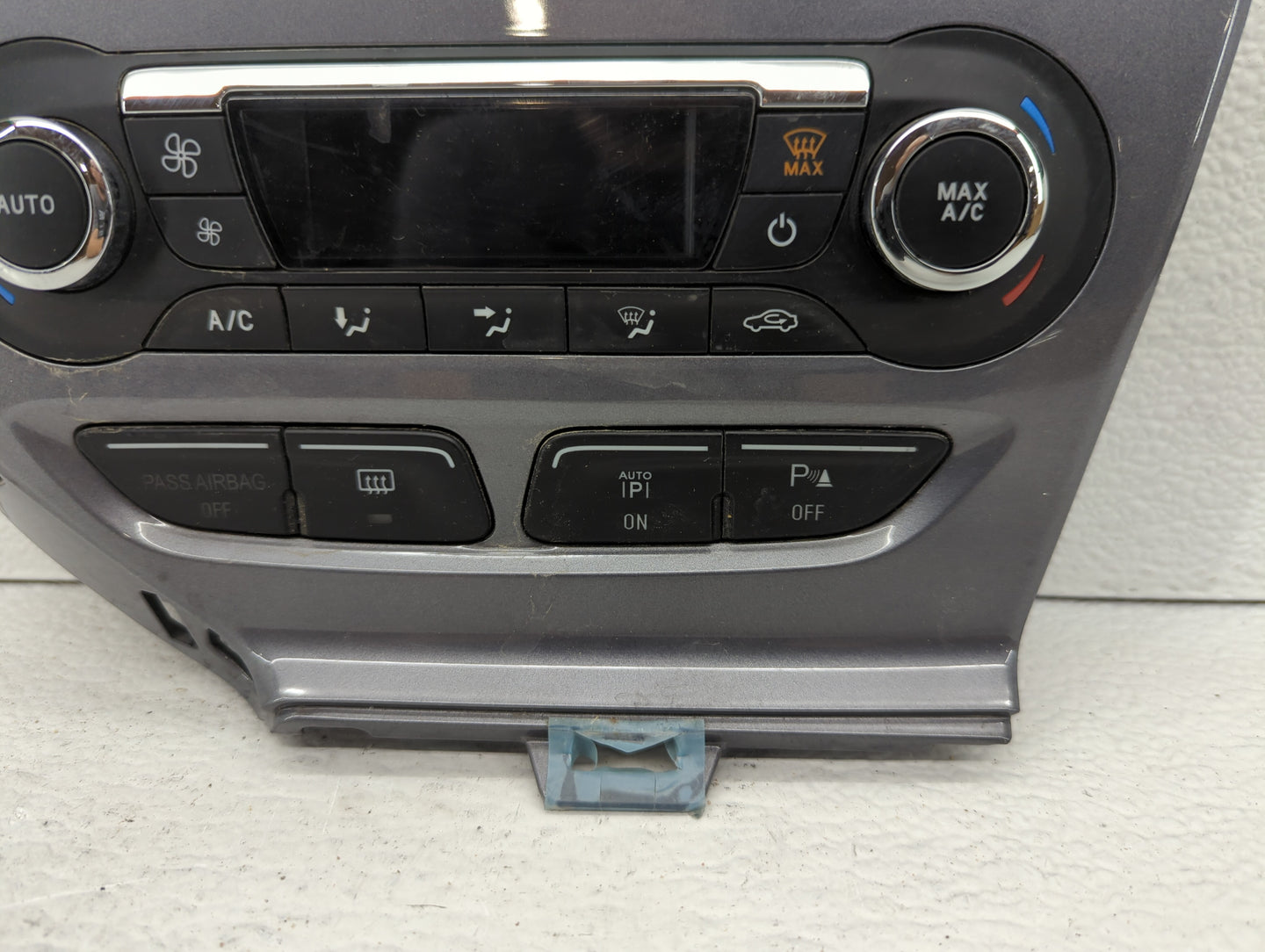 2012-2013 Ford Focus Am Fm Cd Player Radio Receiver - Oemusedautoparts1.com