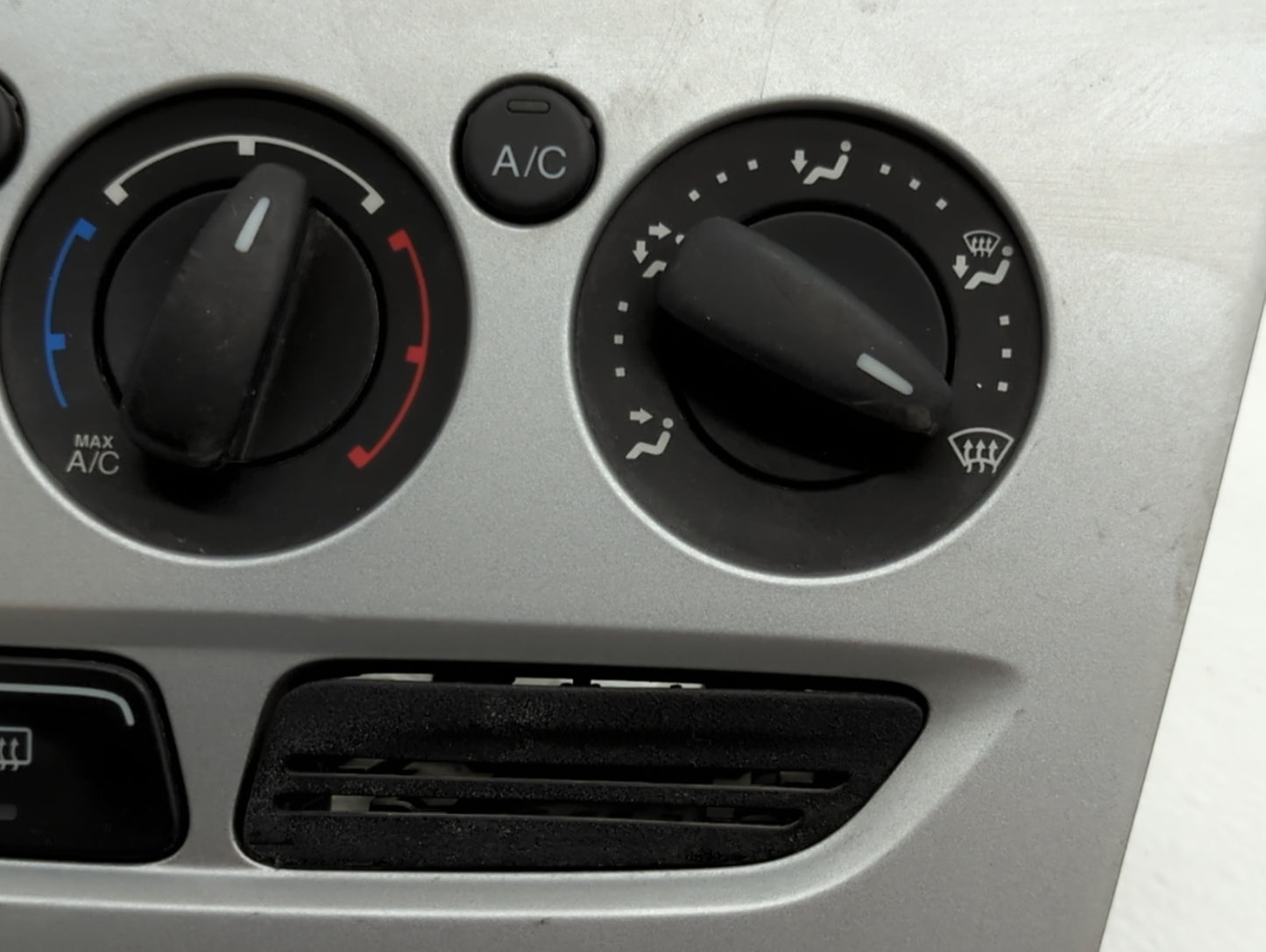 2013-2014 Ford Focus Climate Control Module Temperature AC/Heater Replacement P/N:CM5T-19980-AE Fits Fits 2013 2014 OEM Used