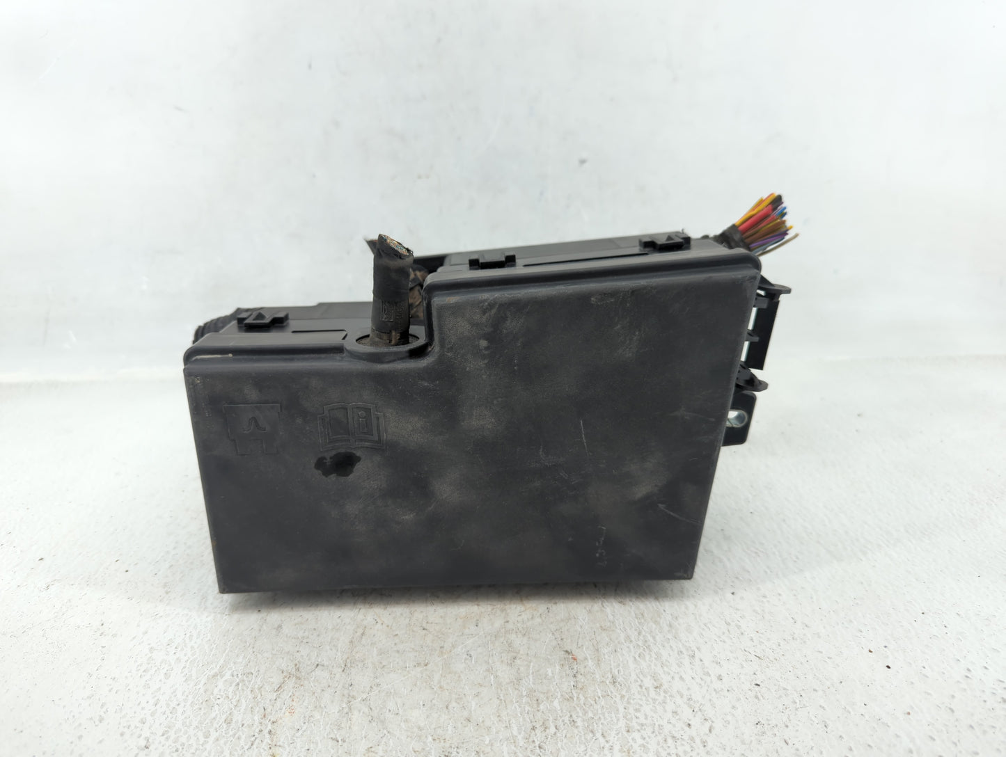 2012-2014 Ford Focus Fusebox Fuse Box Panel Relay Module P/N:AV6T-14A067-AC Fits Fits 2012 2013 2014 OEM Used Auto Parts - O