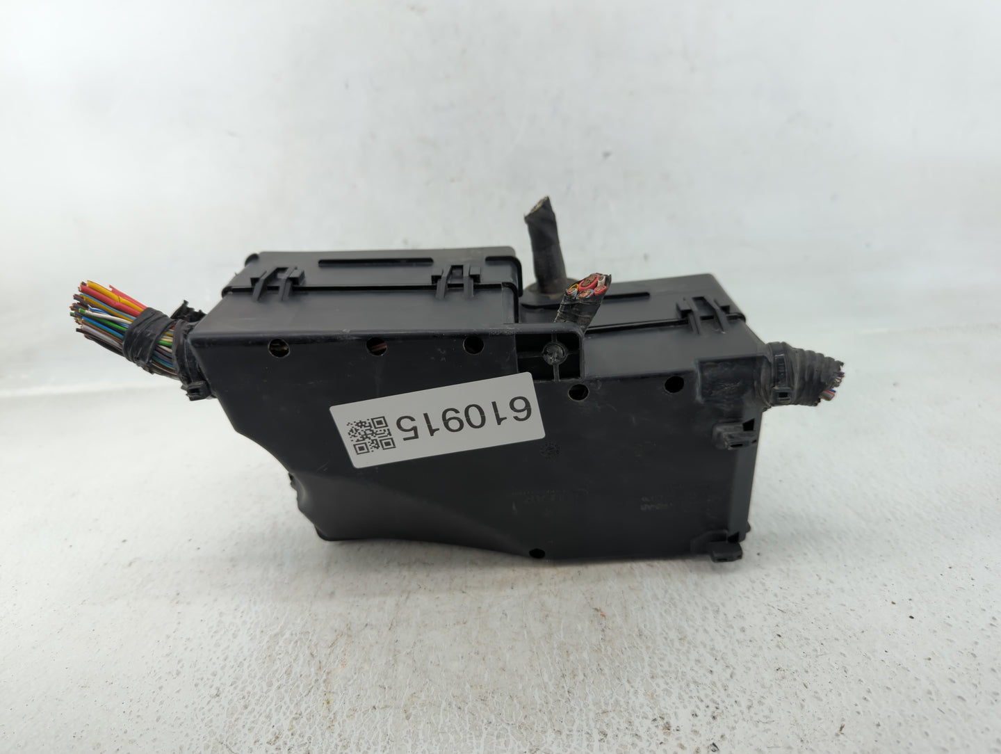 2012-2014 Ford Focus Fusebox Fuse Box Panel Relay Module P/N:AV6T-14A067-AC Fits Fits 2012 2013 2014 OEM Used Auto Parts - O