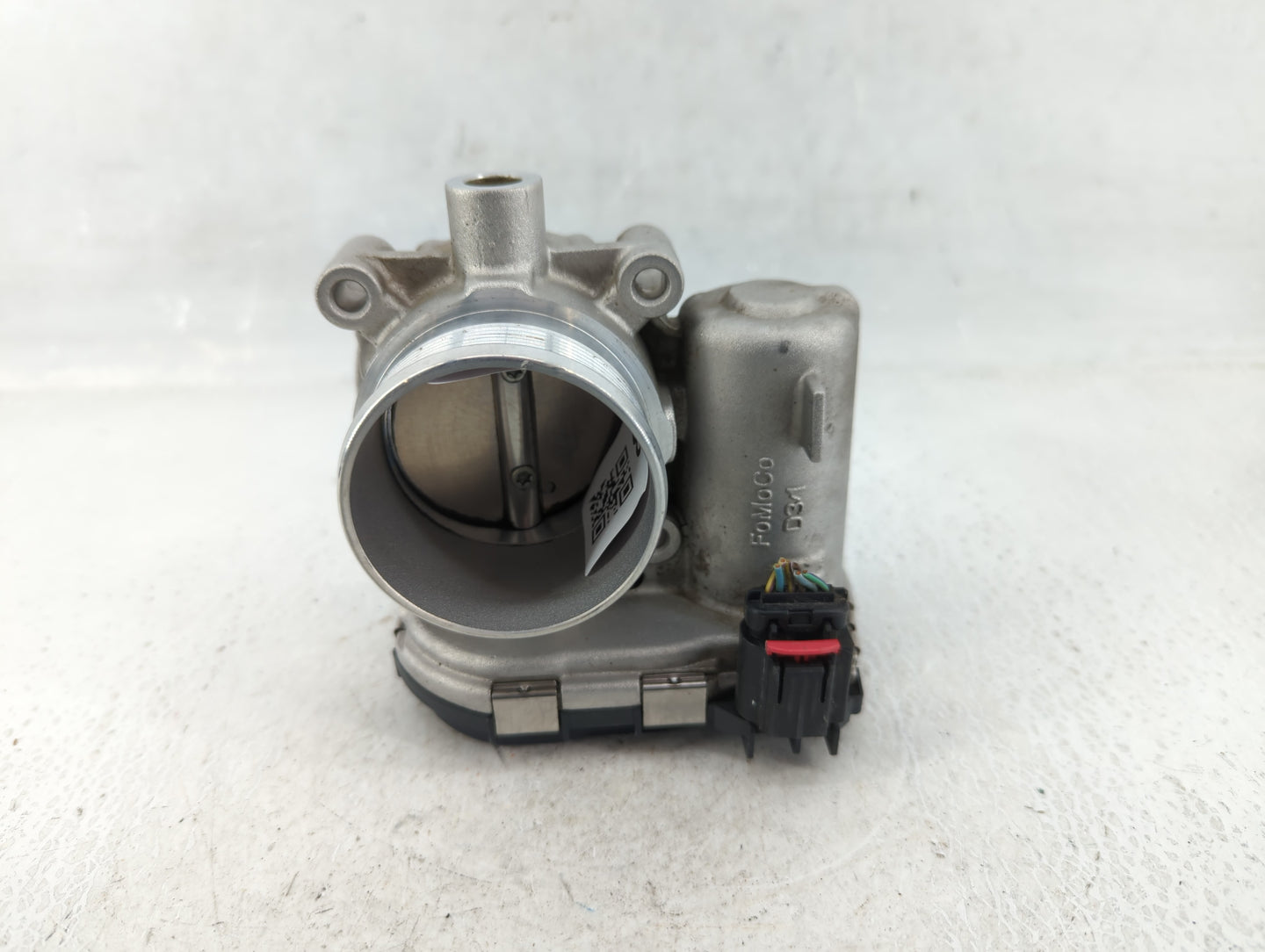 2012-2013 Ford Focus Throttle Body P/N:CM5E 9F991 AD Fits Fits 2012 2013 2014 2015 2016 2017 OEM Used Auto Parts - Oemusedau