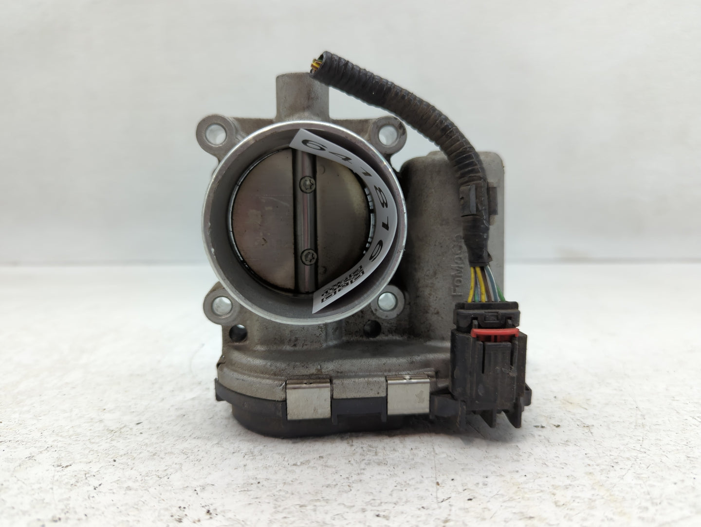 2012-2013 Ford Focus Throttle Body P/N:007969 CMSE 9F991 AD Fits Fits 2012 2013 2014 2015 2016 2017 OEM Used Auto Parts - Oe