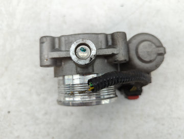 2012-2013 Ford Focus Throttle Body P/N:007969 CMSE 9F991 AD Fits Fits 2012 2013 2014 2015 2016 2017 OEM Used Auto Parts
