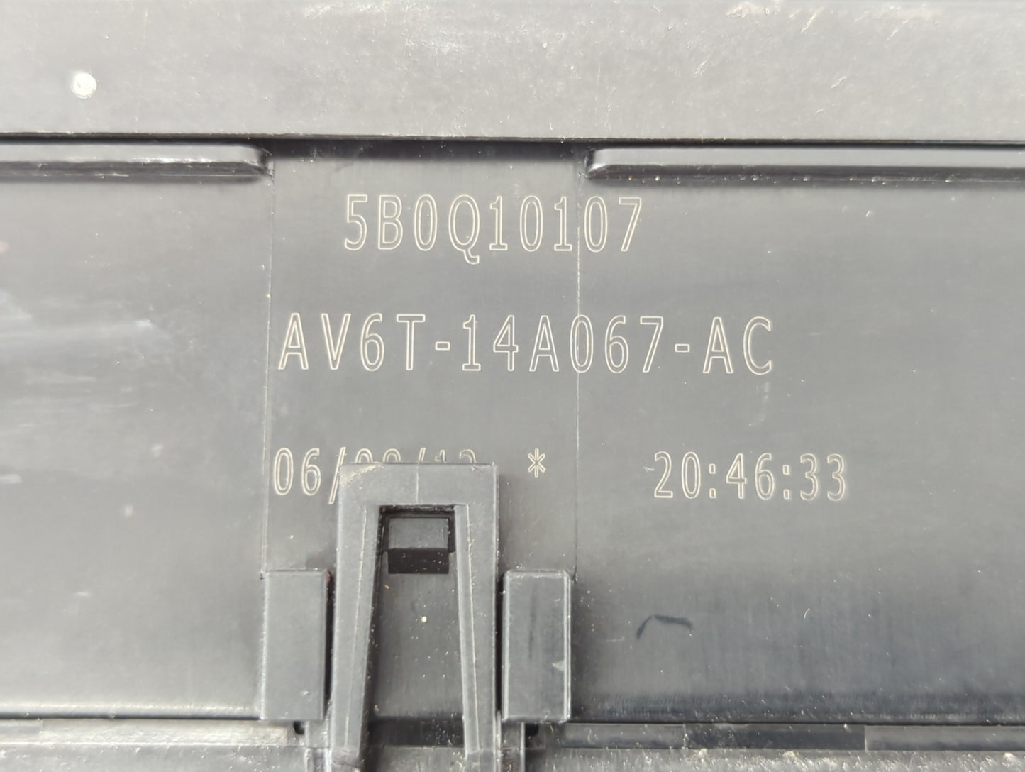 2012-2014 Ford Focus Fusebox Fuse Box Panel Relay Module P/N:AV6T-14A067-AC Fits Fits 2012 2013 2014 OEM Used Auto Parts - O