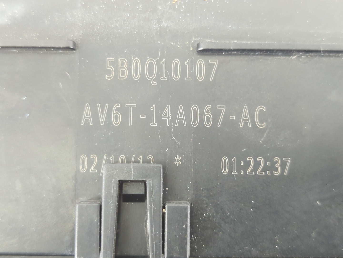 2012-2014 Ford Focus Fusebox Fuse Box Panel Relay Module P/N:AV6T-14A067-AC Fits Fits 2012 2013 2014 OEM Used Auto Parts - O