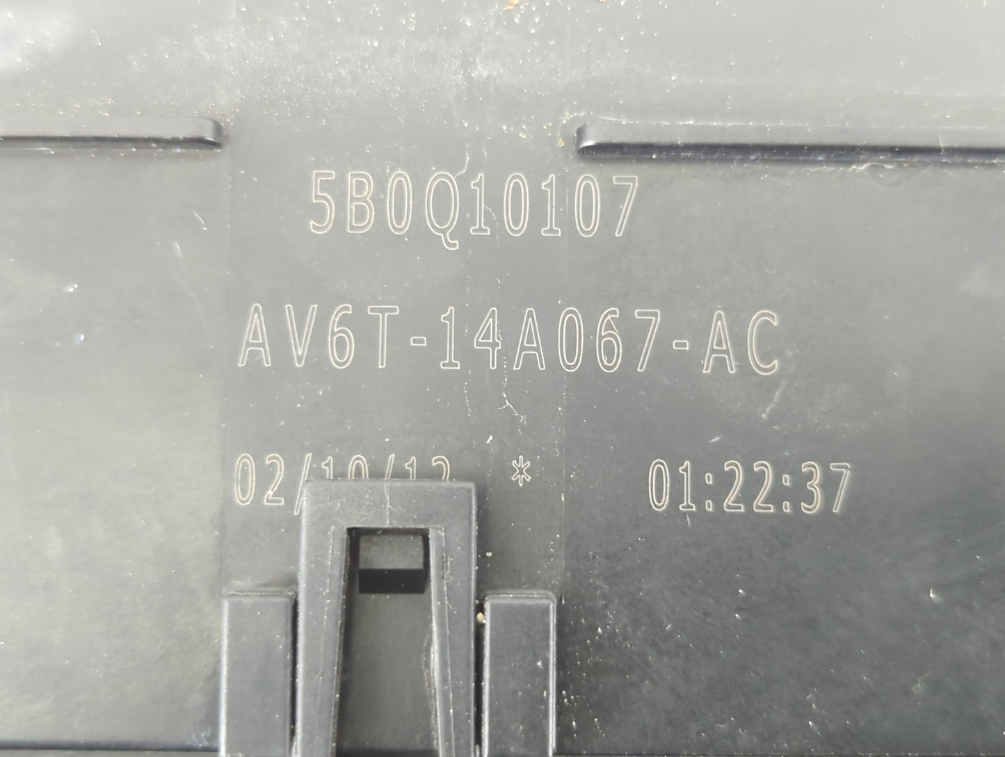2012-2014 Ford Focus Fusebox Fuse Box Panel Relay Module P/N:AV6T-14A067-AC Fits Fits 2012 2013 2014 OEM Used Auto Parts - O