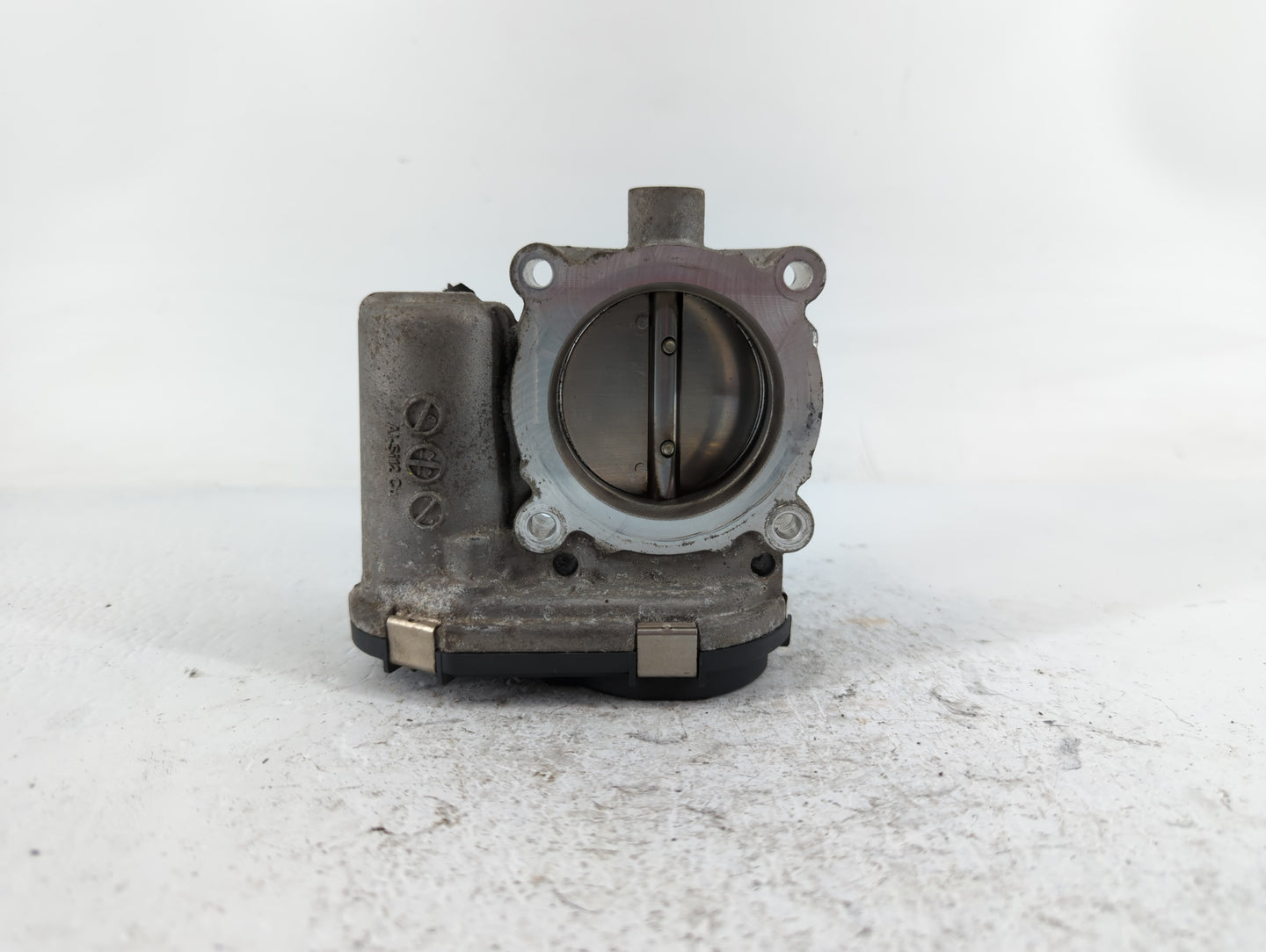 2012-2013 Ford Focus Throttle Body P/N:0 280 750 583 Fits Fits 2012 2013 2014 2015 2016 2017 OEM Used Auto Parts - Oemusedau