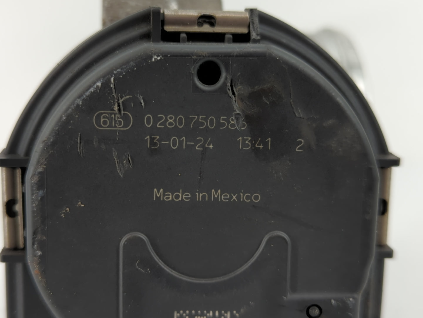2012-2013 Ford Focus Throttle Body P/N:0 280 750 583 Fits Fits 2012 2013 2014 2015 2016 2017 OEM Used Auto Parts - Oemusedau