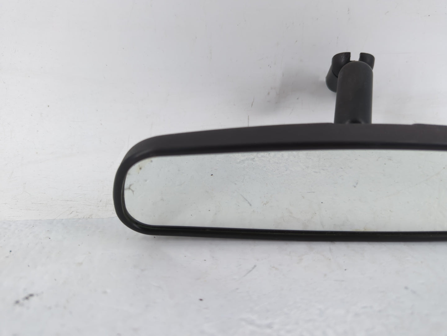 2010-2018 Ford Focus Interior Rear View Mirror Replacement OEM P/N:E8011681 Fits OEM Used Auto Parts - Oemusedautoparts1.com