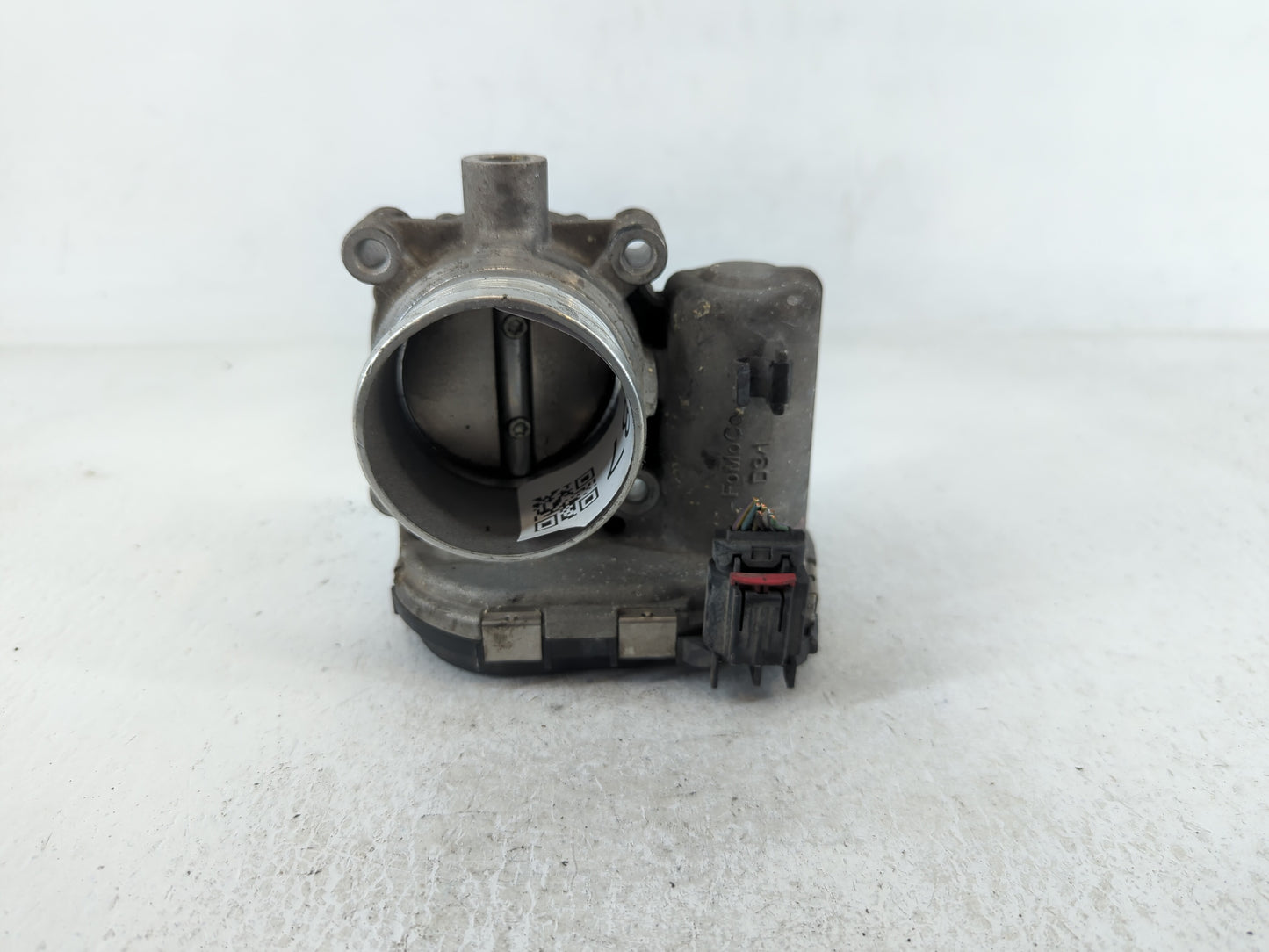 2012-2013 Ford Focus Throttle Body P/N:CM5E9F991AD Fits Fits 2012 2013 2014 2015 2016 2017 OEM Used Auto Parts - Oemusedauto