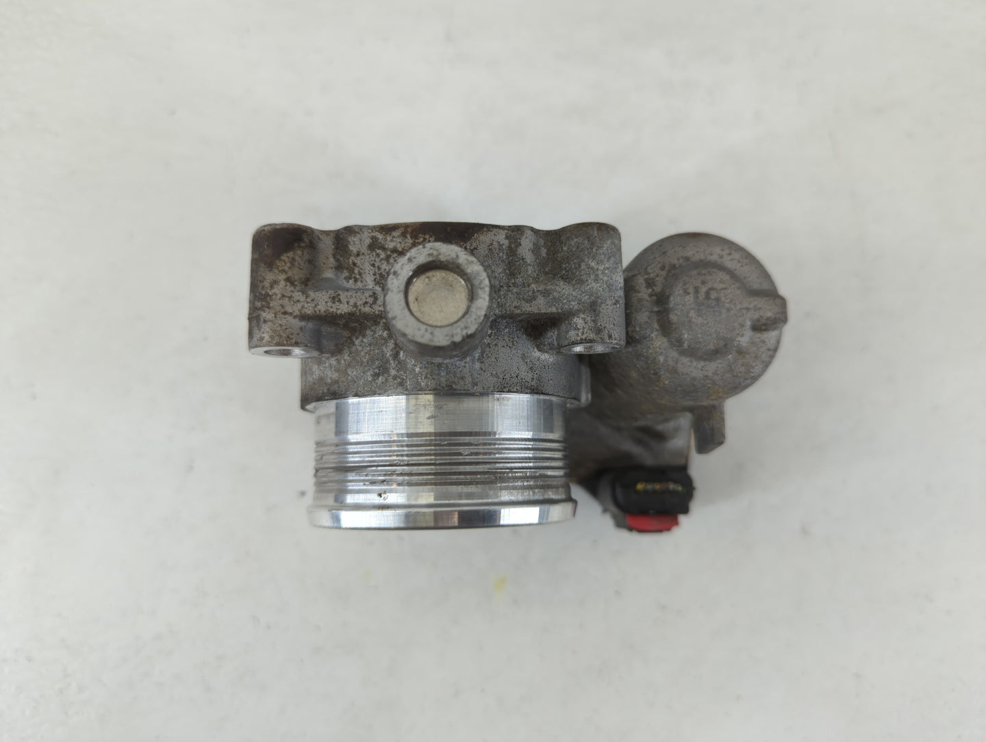 2012-2013 Ford Focus Throttle Body P/N:000073 CF335, 12362, CM5E 9F991AD Fits Fits 2012 2013 2014 2015 2016 2017 OEM Used Au