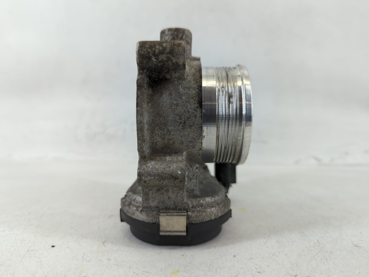 2012-2013 Ford Focus Throttle Body P/N:000073 CF335, 12362, CM5E 9F991AD Fits Fits 2012 2013 2014 2015 2016 2017 OEM Used Au