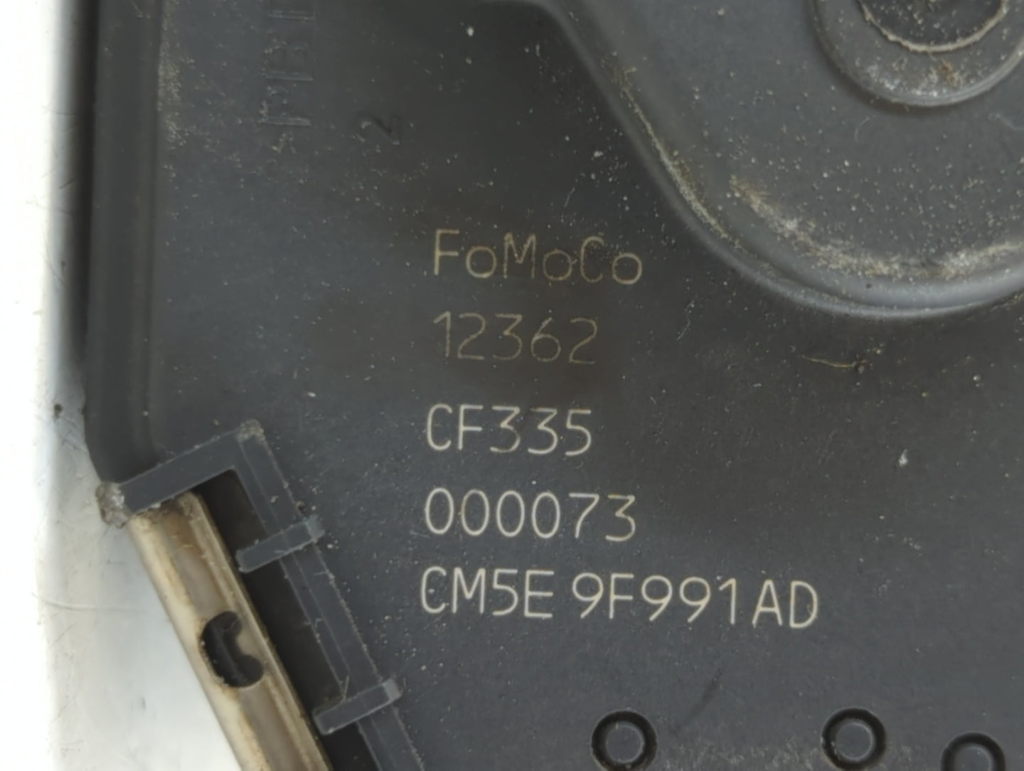 2012-2013 Ford Focus Throttle Body P/N:000073 CF335, 12362, CM5E 9F991AD Fits Fits 2012 2013 2014 2015 2016 2017 OEM Used Au