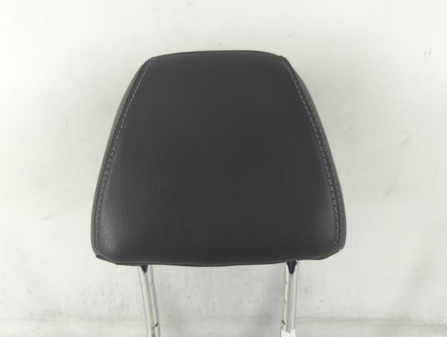 2013 Ford Focus Headrest Head Rest Front Driver Passenger Seat Fits OEM Used Auto Parts - Oemusedautoparts1.com