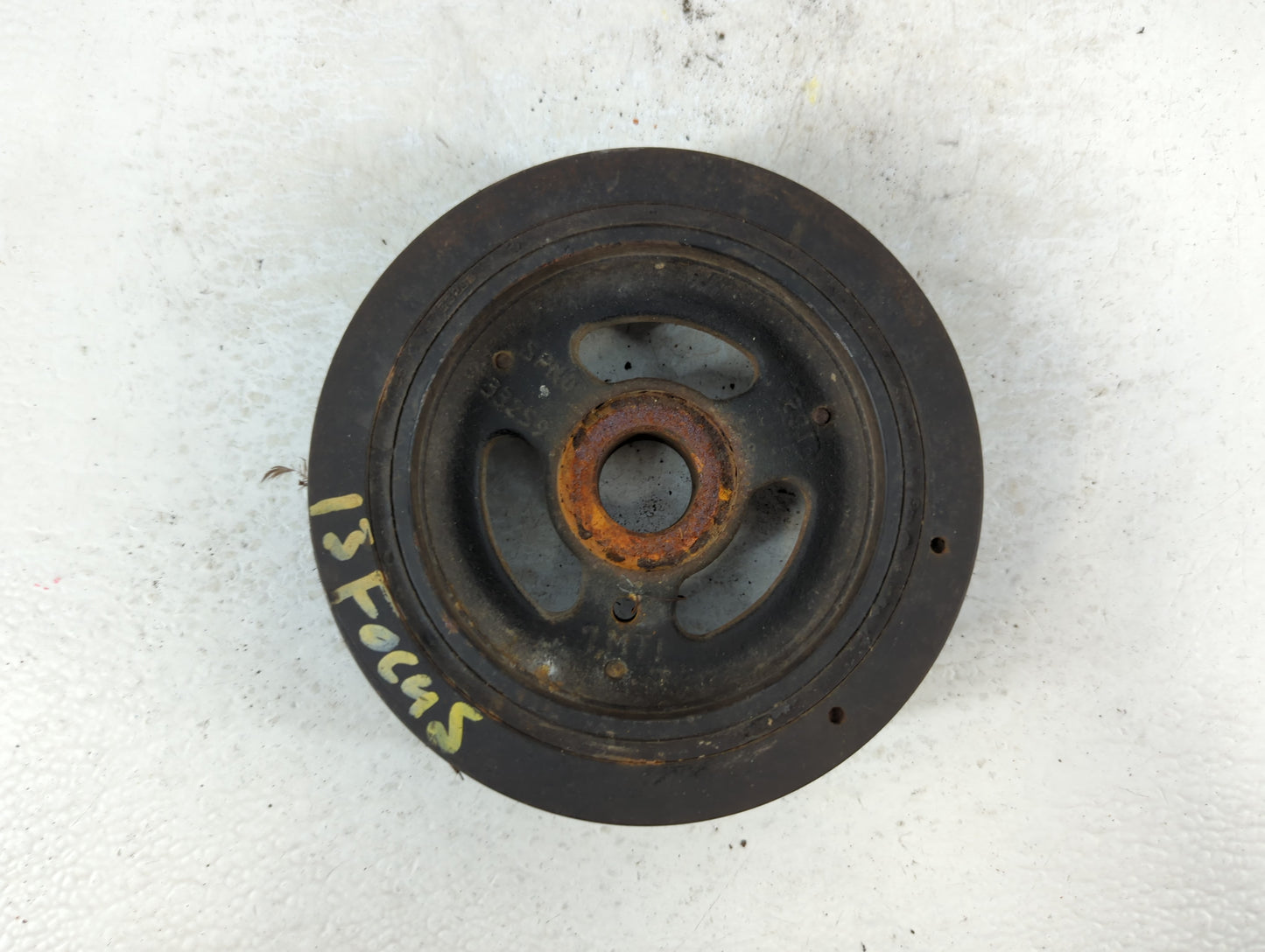 2013 Ford Focus SHAFT PULLEY BALANCER - Oemusedautoparts1.com